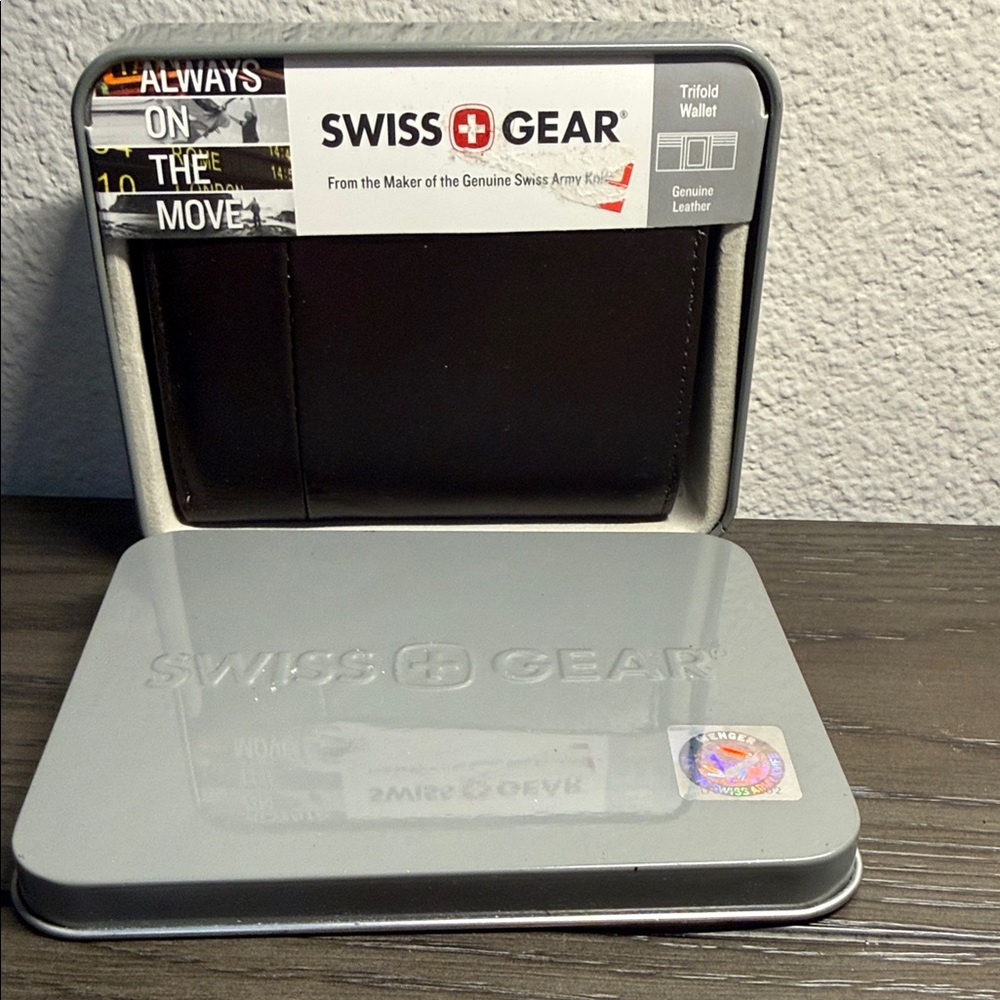 SwissGear Brown Leather Money Clip